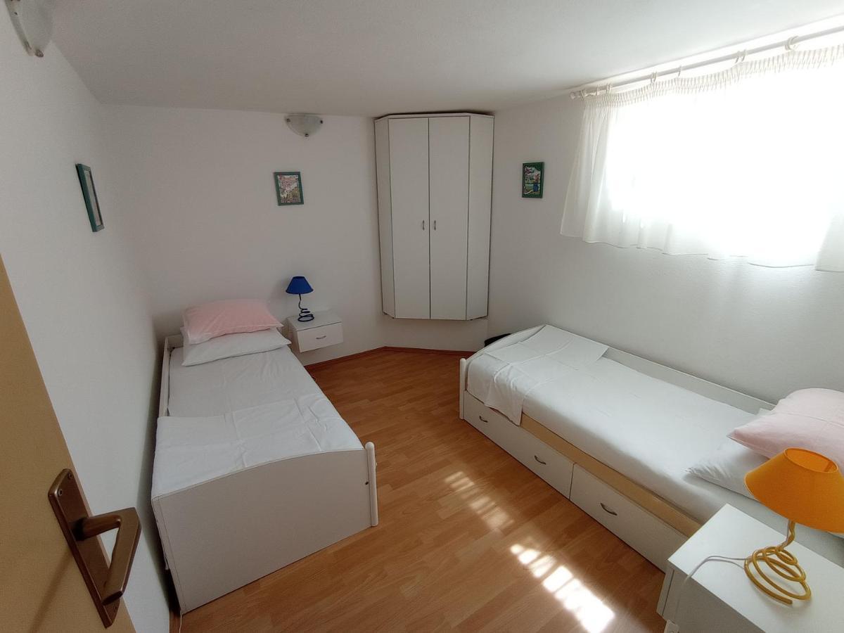 Apartments Anita Nečujam Exterior foto